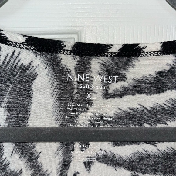 Nine West Black and White Patterned Soft Spun Sleeveless Tank Top XL - Picture 2 of 3